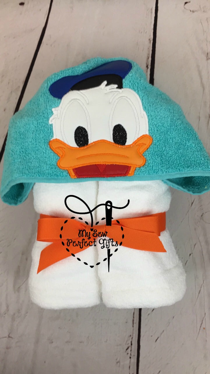 Mouse Friends Hooded Bath Towel