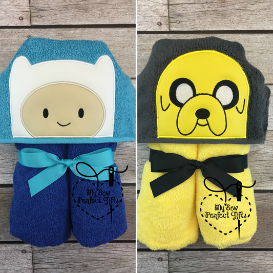 Adventure Friends Hooded Bath Towel