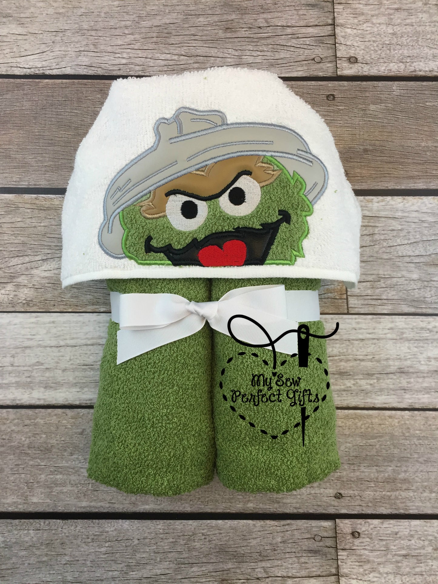 Street Monster Friends Hooded Bath Towel