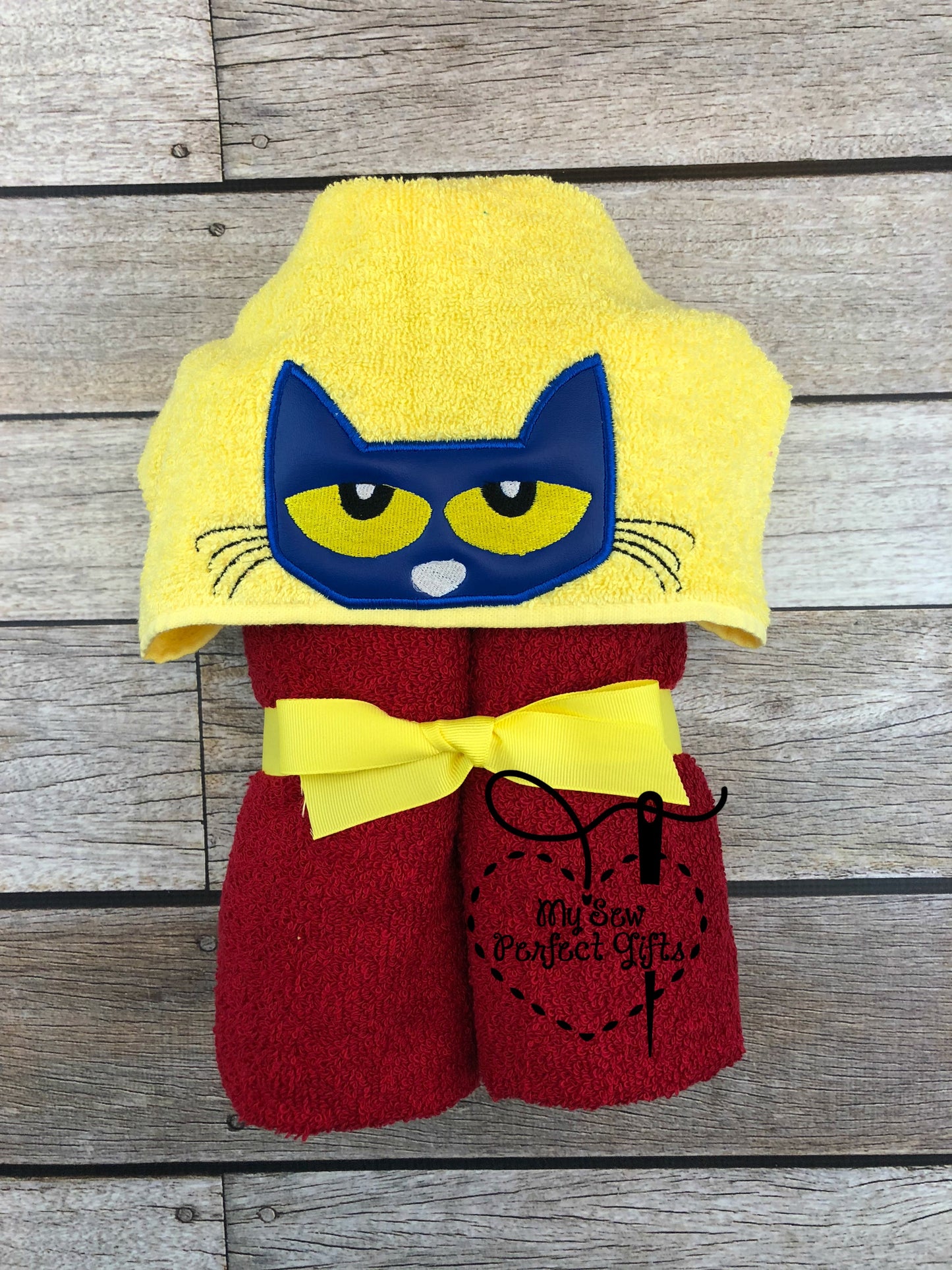 Story Book Cat Hooded Bath Towel