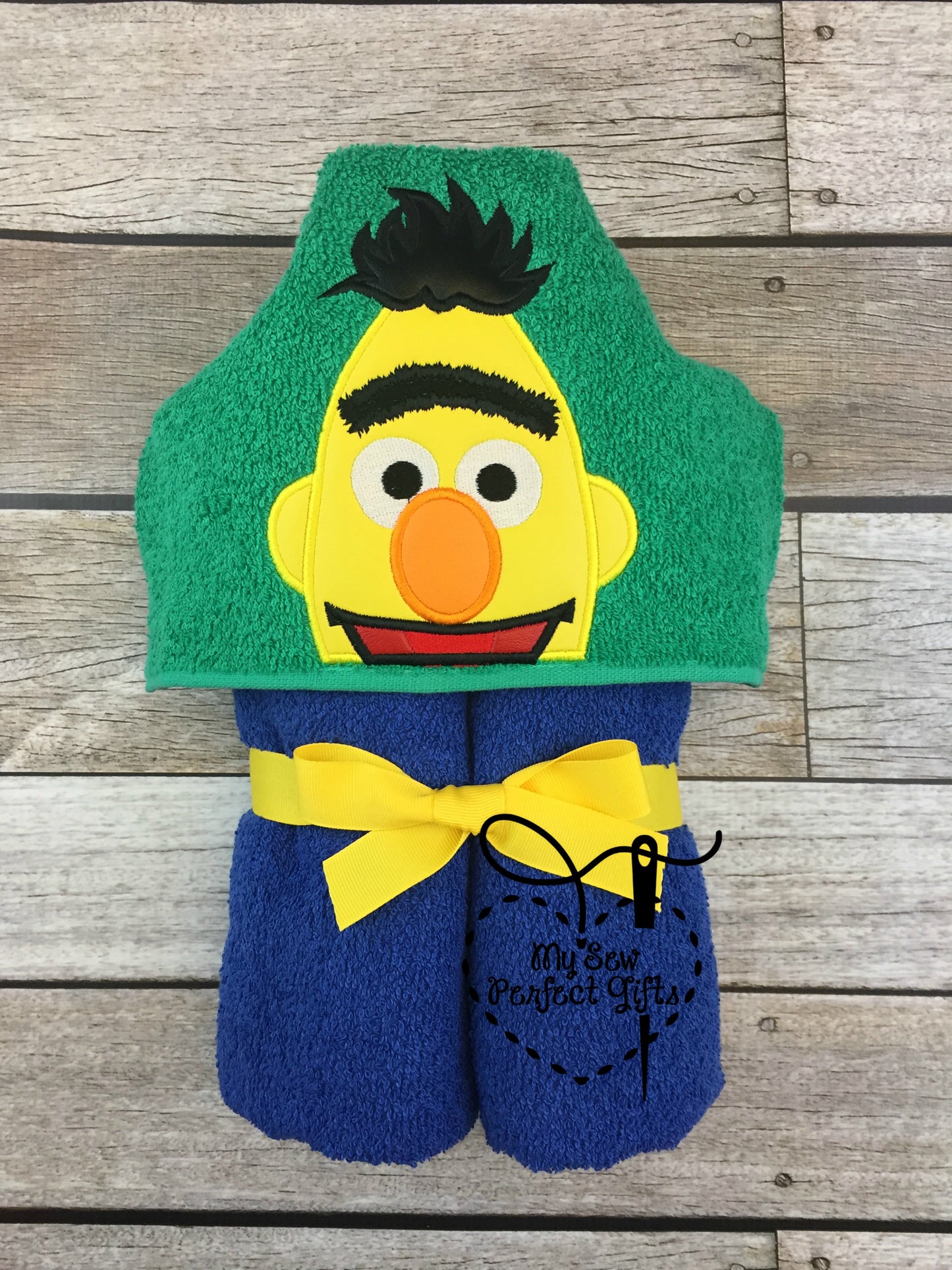 Street Monster Friends Hooded Bath Towel