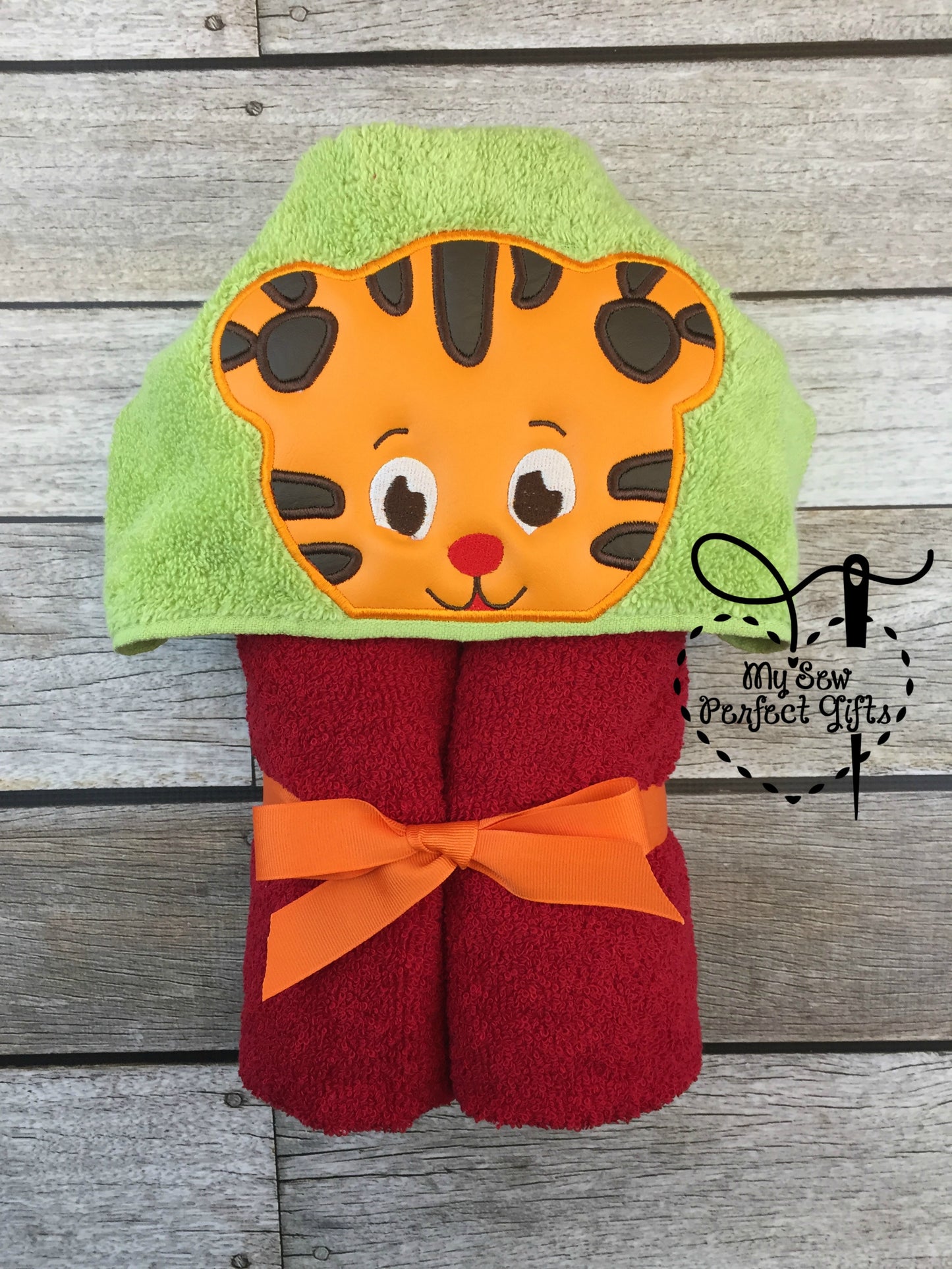 Tiger Hooded Bath Towel