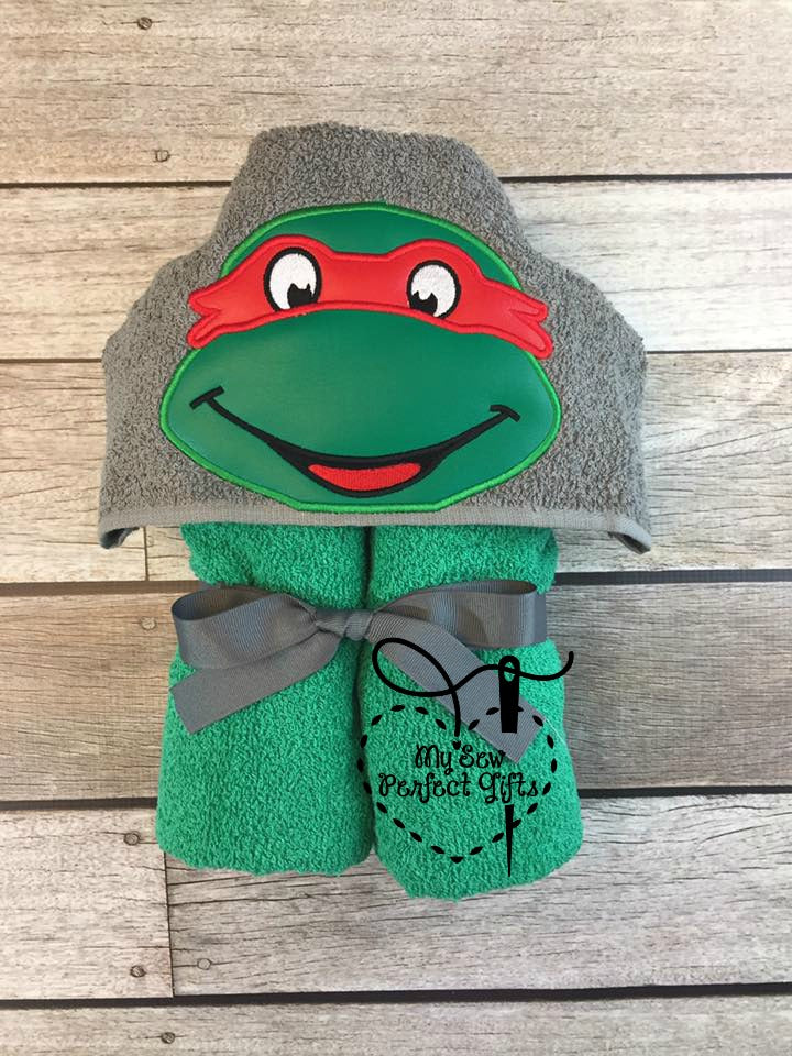 Turtle Hooded Bath Towel