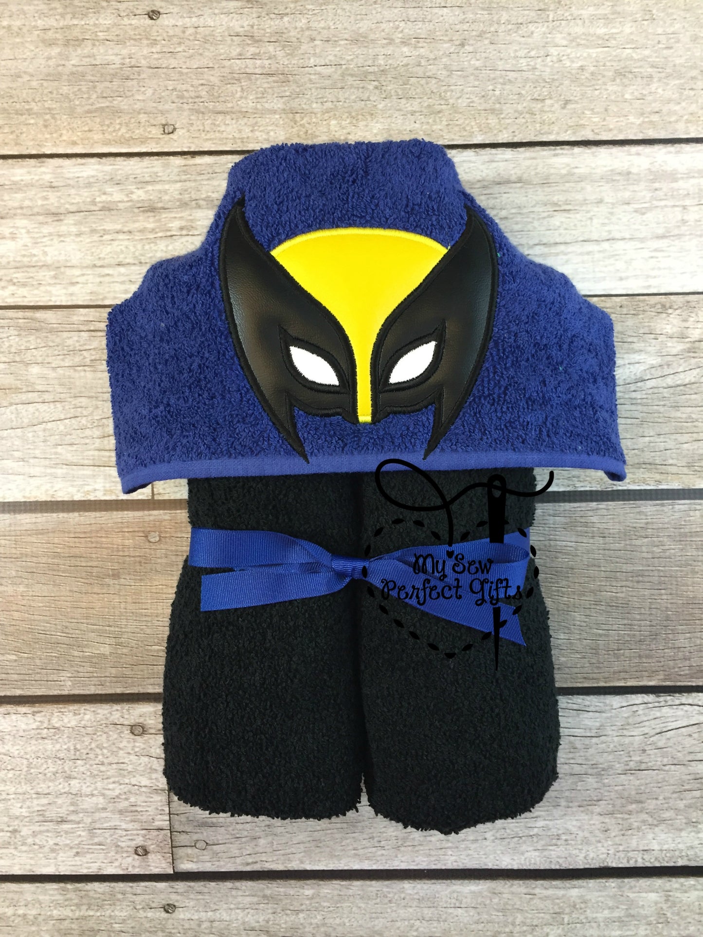 Hero Friends Hooded Bath Towel