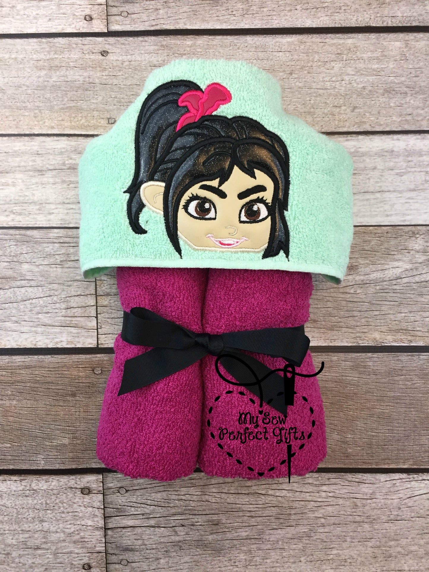 Wreck It Hooded Bath Towel